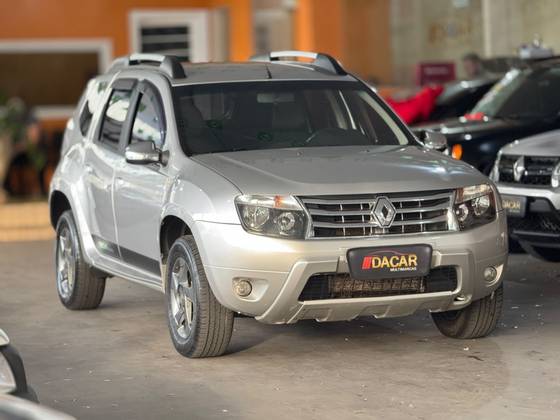RENAULT DUSTER 1.6 4X2 16V FLEX 4P MANUAL RENAULT DUSTER 1.6 4X2 16V FLEX 4P MANUAL